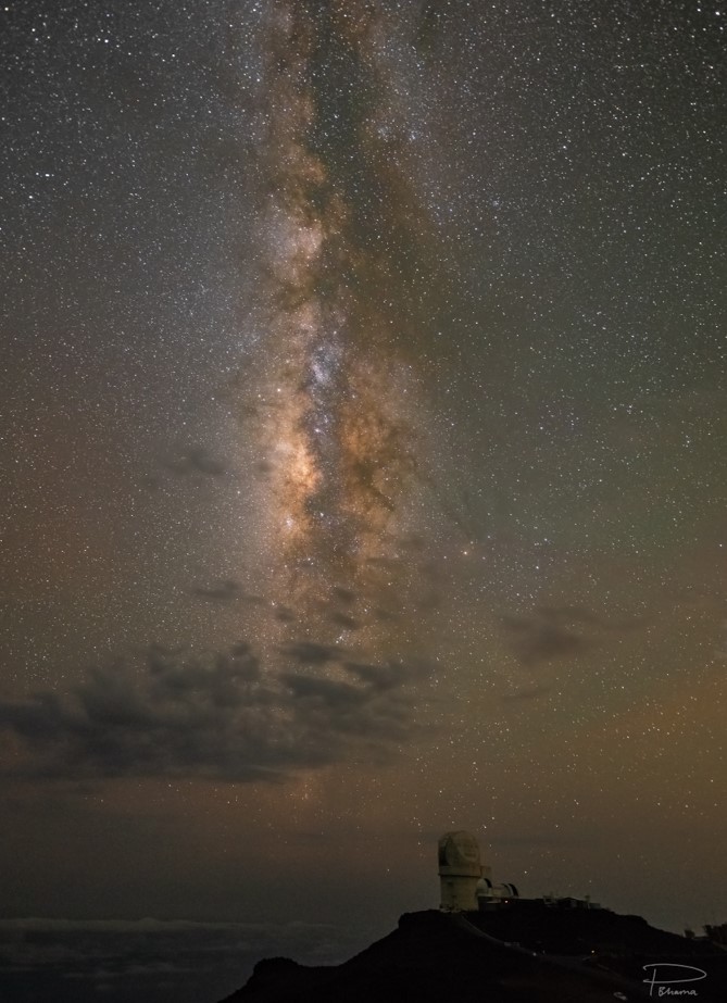 Figure 9: Galactic Center of the Milky Way taken from Maui, USA with ISO of 2000 to capture very faint light.